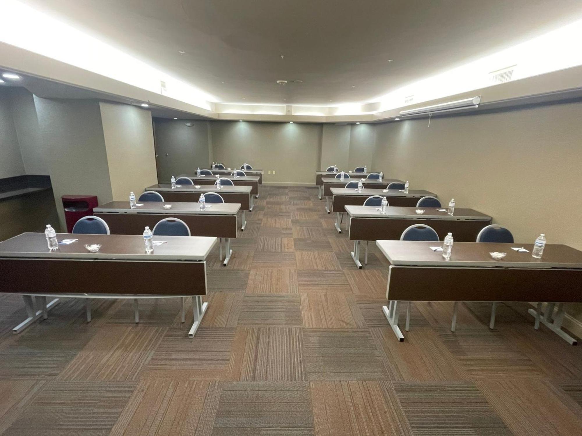 Holiday Inn Express Cleveland Downtown By Ihg Εξωτερικό φωτογραφία
