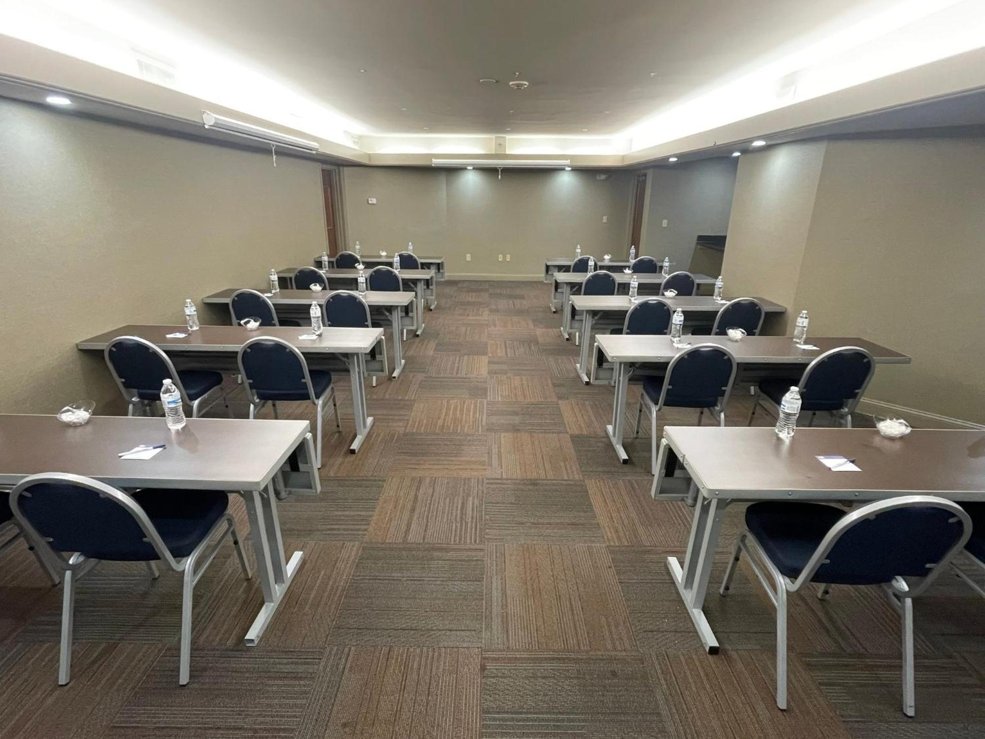 Holiday Inn Express Cleveland Downtown By Ihg Εξωτερικό φωτογραφία